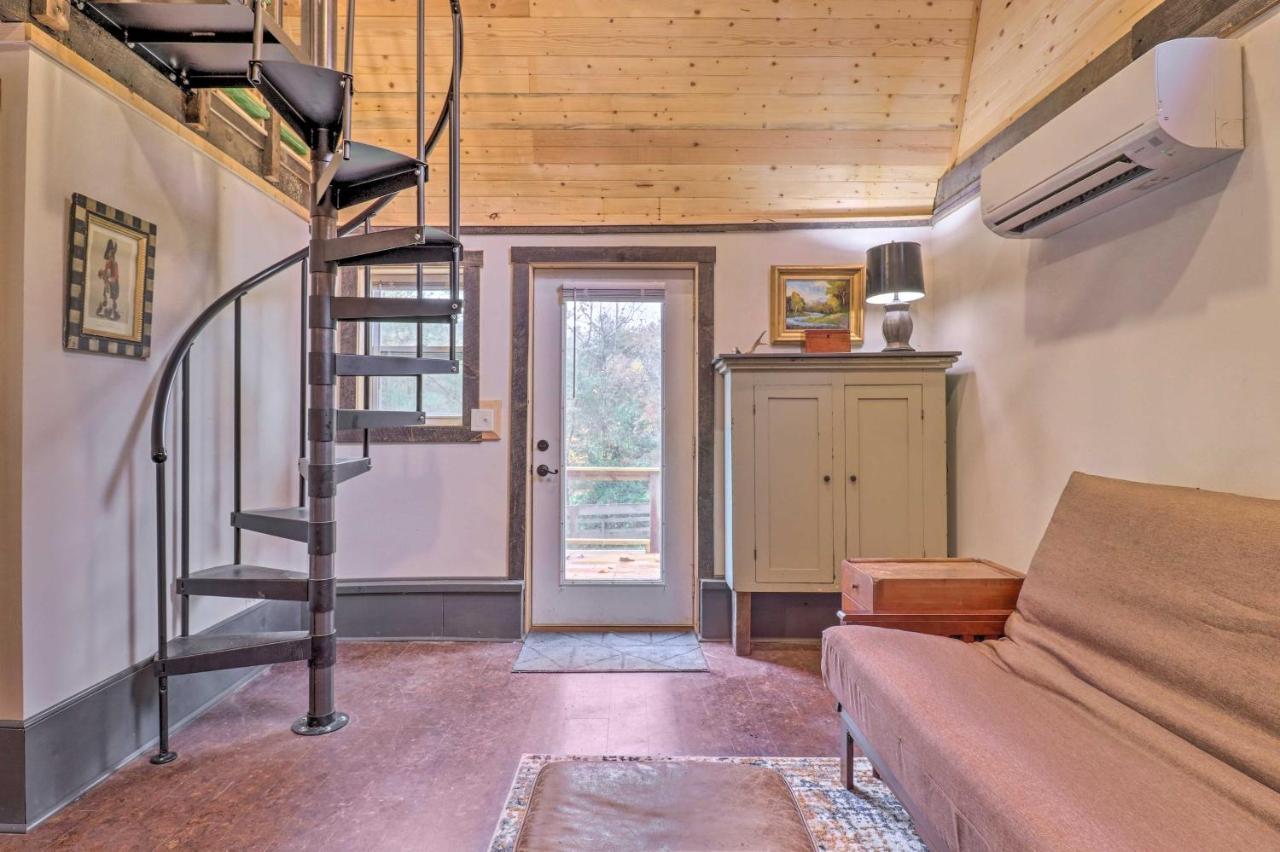 Rustic Hendersonville Farm Studio With Private Deck Dış mekan fotoğraf